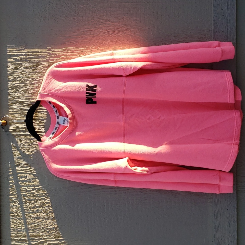 Women's Pink Top